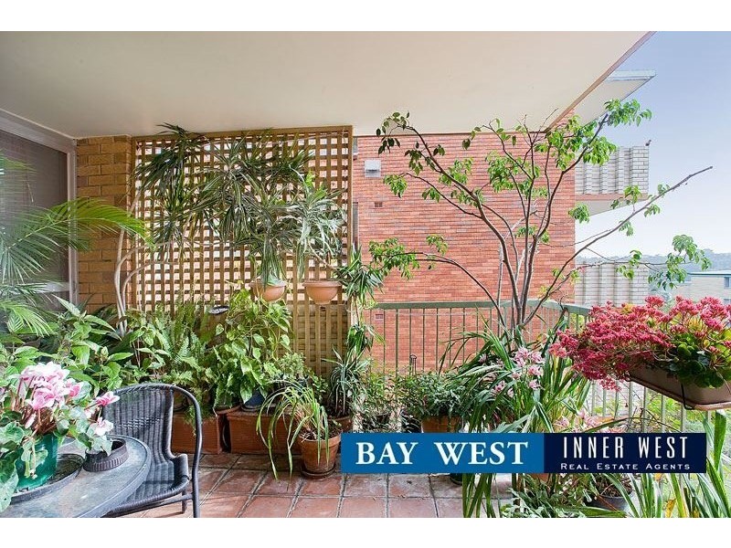 4/3A Bortfield Drive, Chiswick NSW 2046