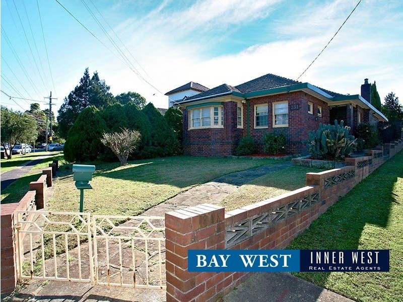 231 Queen Street, Concord West NSW 2138