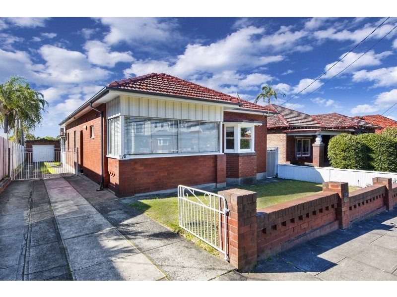 18 Dalmeny Avenue, Russell Lea NSW 2046