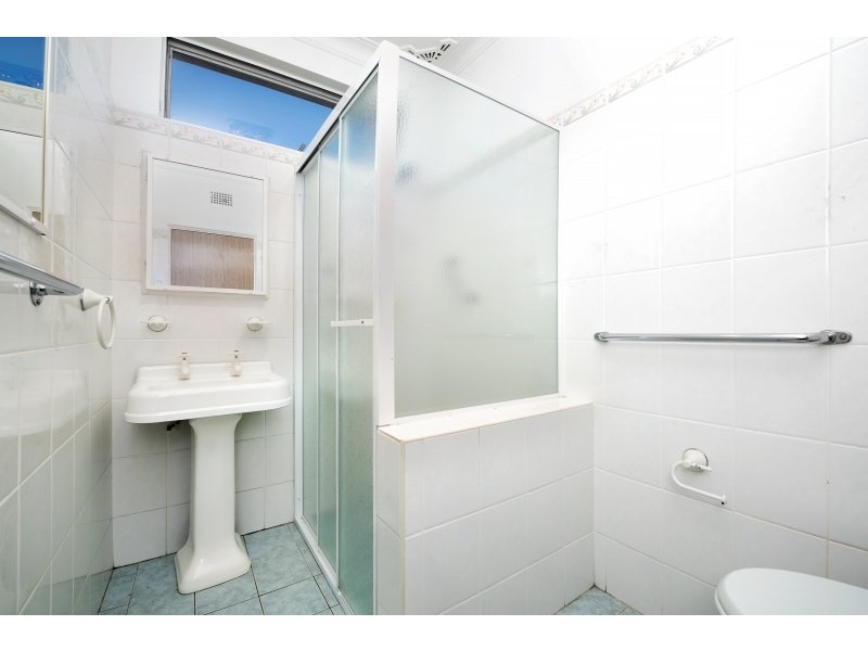18 Dalmeny Avenue, Russell Lea NSW 2046