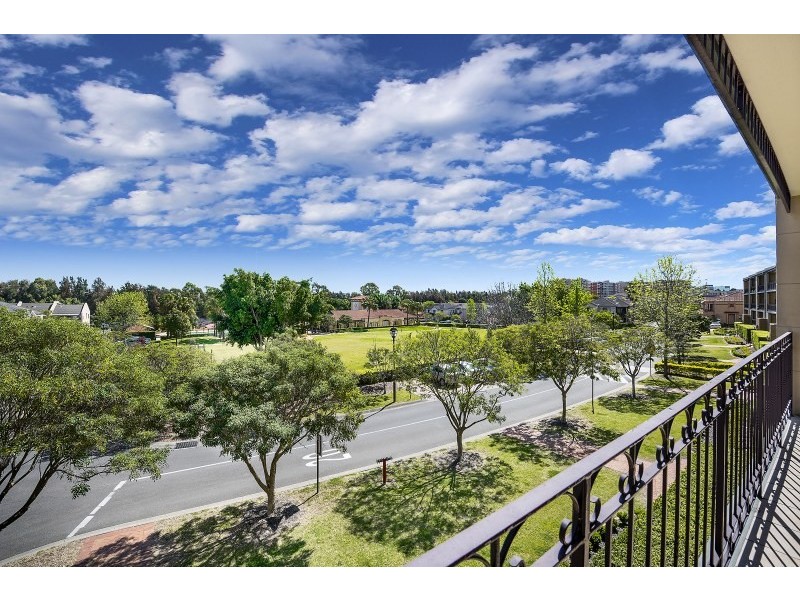 33/11 Settlers Boulevard, Liberty Grove NSW 2138