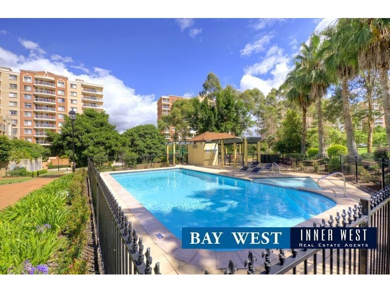 301/8 Wentworth Drive, Liberty Grove NSW 2138