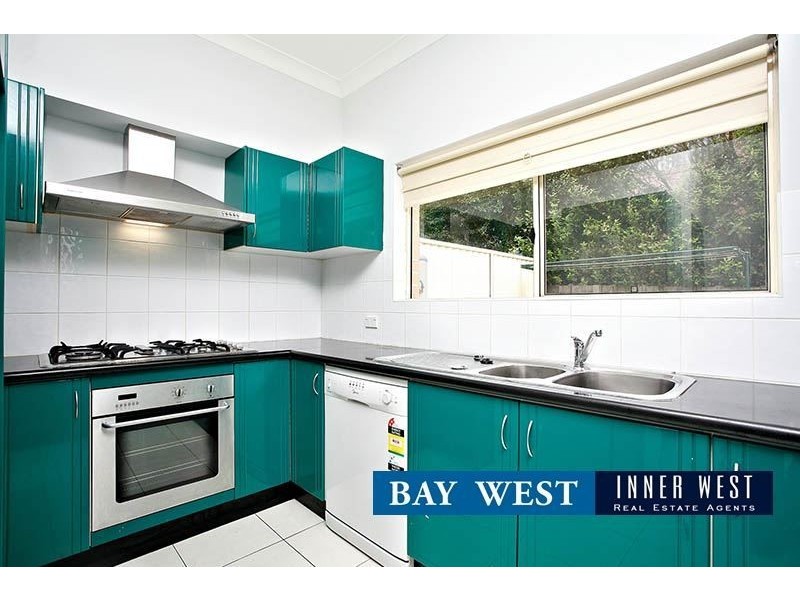 8/63 Underwood Road, Homebush NSW 2140