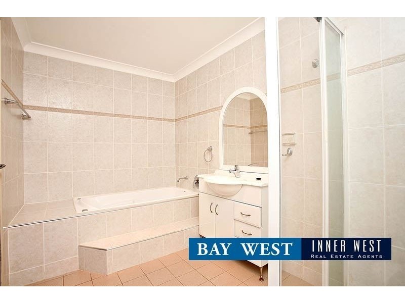 8/63 Underwood Road, Homebush NSW 2140