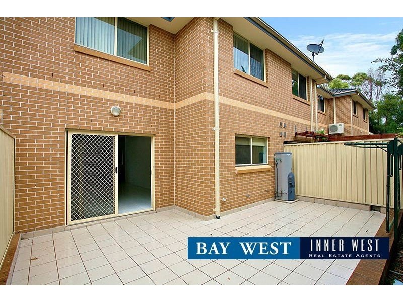 8/63 Underwood Road, Homebush NSW 2140