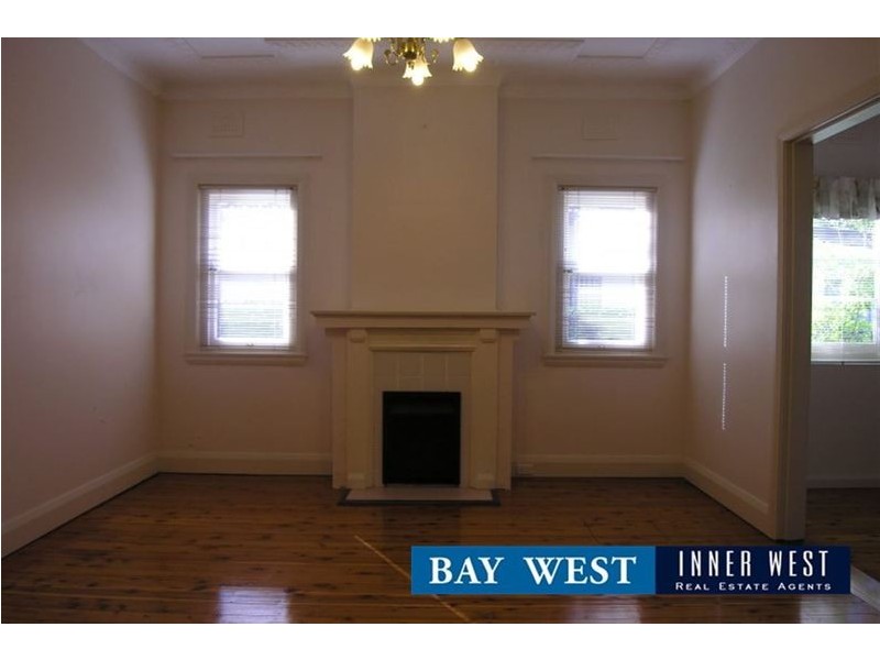 24 Duke Avenue, Rodd Point NSW 2046