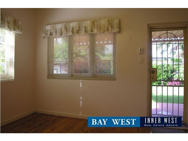 24 Duke Avenue, Rodd Point NSW 2046