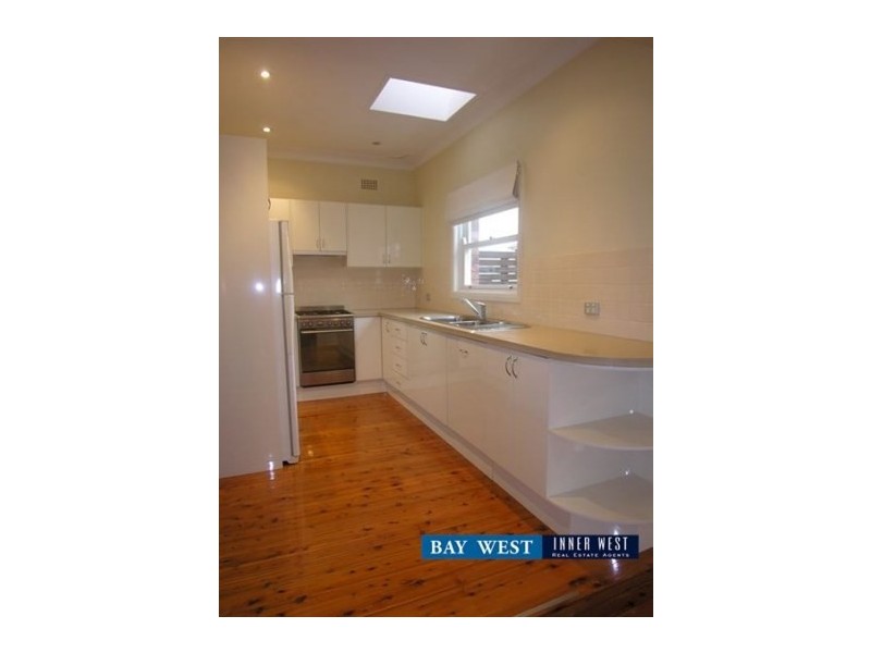 32 Duchess Avenue, Rodd Point NSW 2046