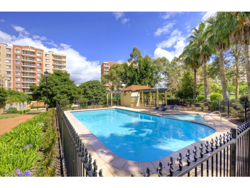 104/6 Wentworth Drive, Liberty Grove NSW 2138