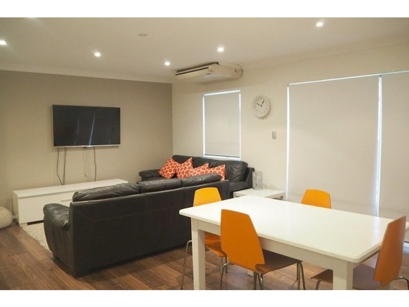 6/1 Bradley Place, Liberty Grove NSW 2138