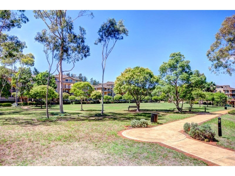 15/2 Bradley Place, Liberty Grove NSW 2138