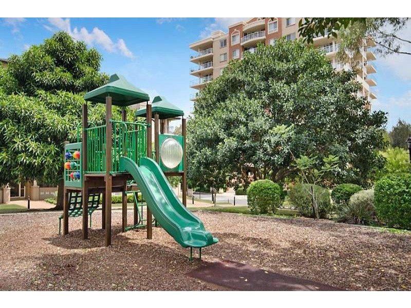 15/2 Bradley Place, Liberty Grove NSW 2138