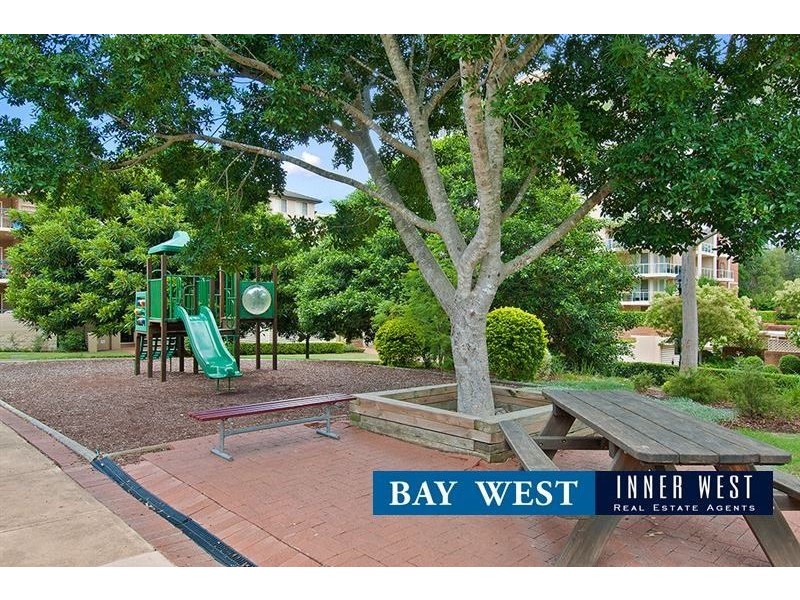 37A Charlton Drive, Liberty Grove NSW 2138