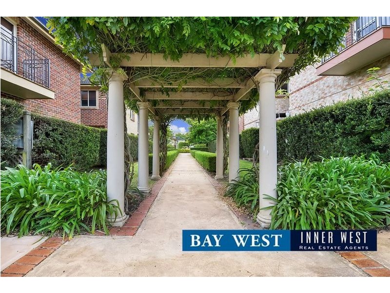 15 Hewin Close, Liberty Grove NSW 2138