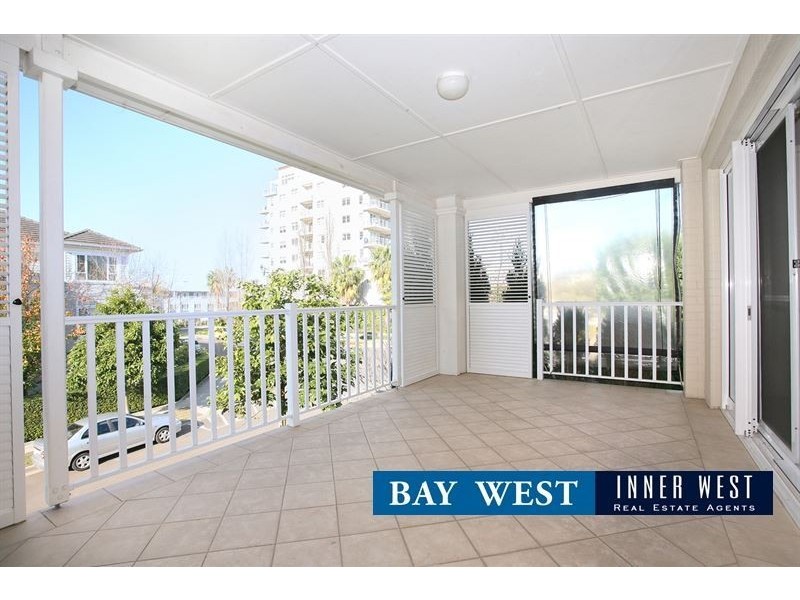 21/2-4 Woodlands Avenue, Breakfast Point NSW 2137