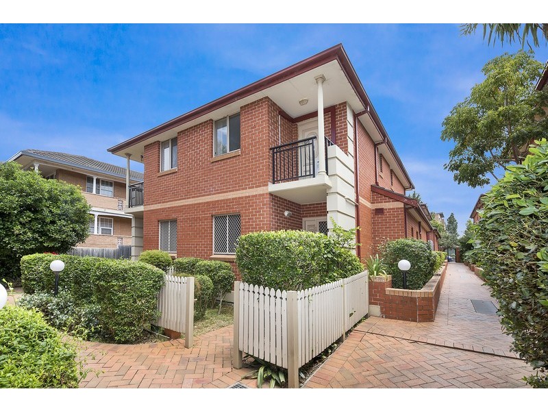 10/213 – 215 Queen Street, Concord West NSW 2138