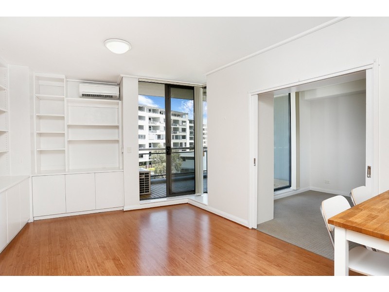 39/27 Bennelong Parkway, Wentworth Point NSW 2127