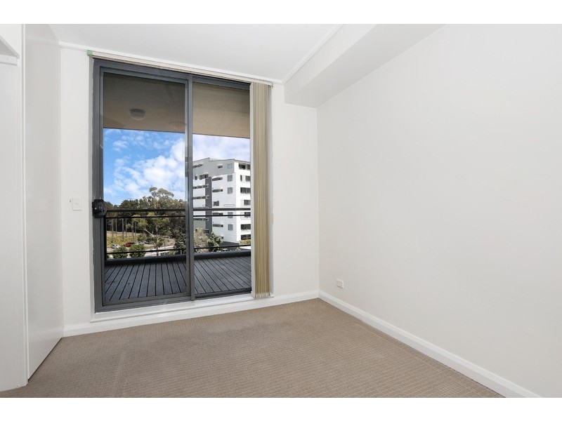 39/27 Bennelong Parkway, Wentworth Point NSW 2127
