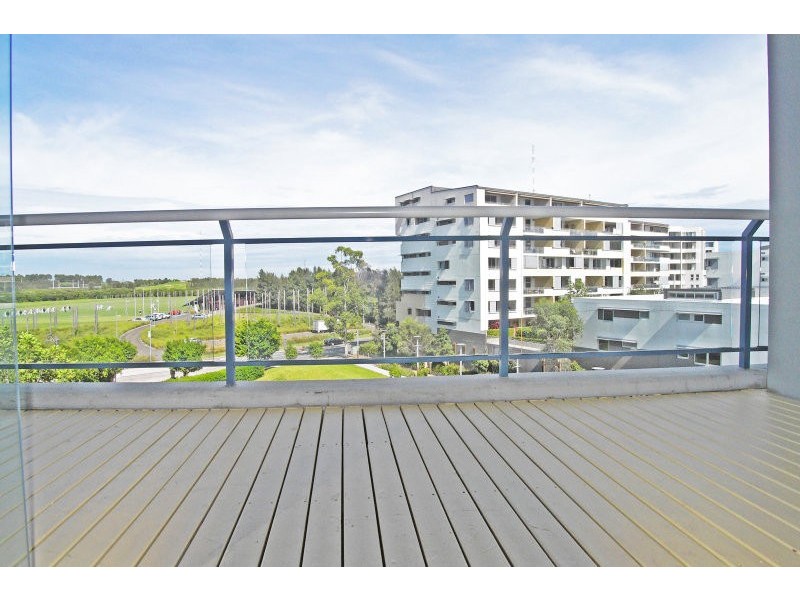 39/27 Bennelong Parkway, Wentworth Point NSW 2127