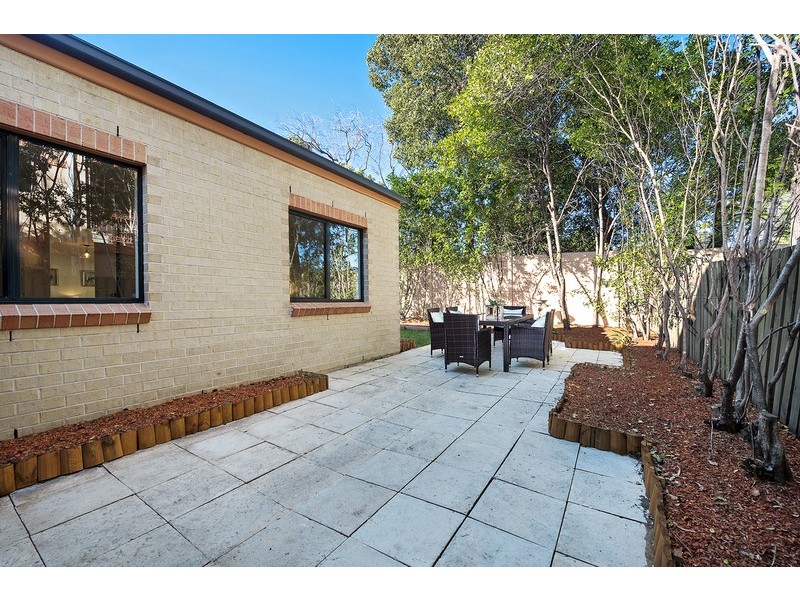 4 Hewin Close, Liberty Grove NSW 2138