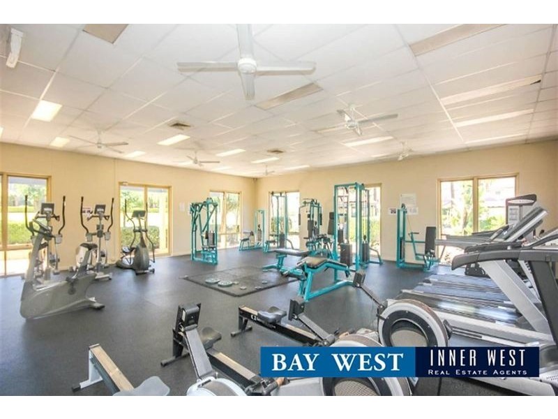 4 Hewin Close, Liberty Grove NSW 2138