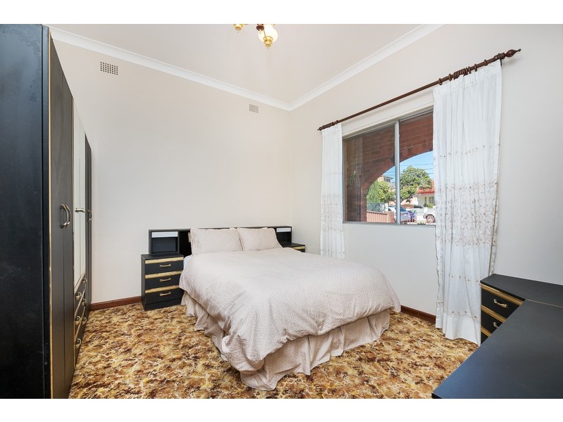 68 The Avenue, Hurstville NSW 2220