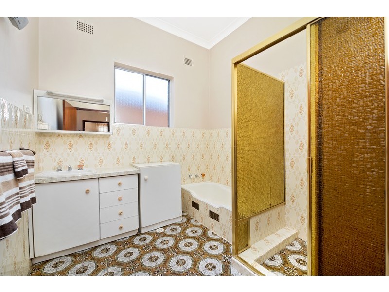 68 The Avenue, Hurstville NSW 2220