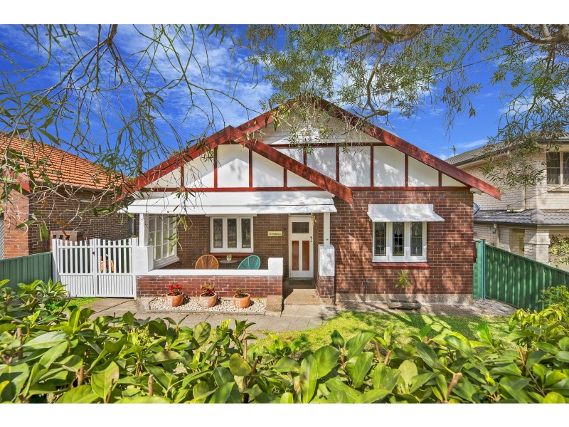 18 Bennett Avenue, Strathfield South NSW 2136