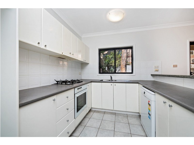 42 Charlton Drive, Liberty Grove NSW 2138