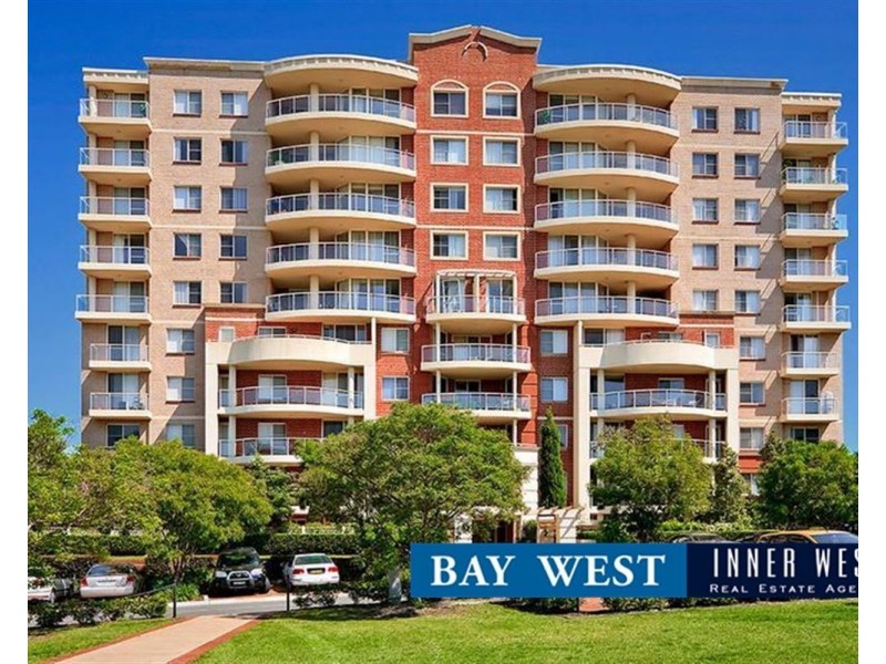 401/8 Wentworth Drive, Liberty Grove NSW 2138