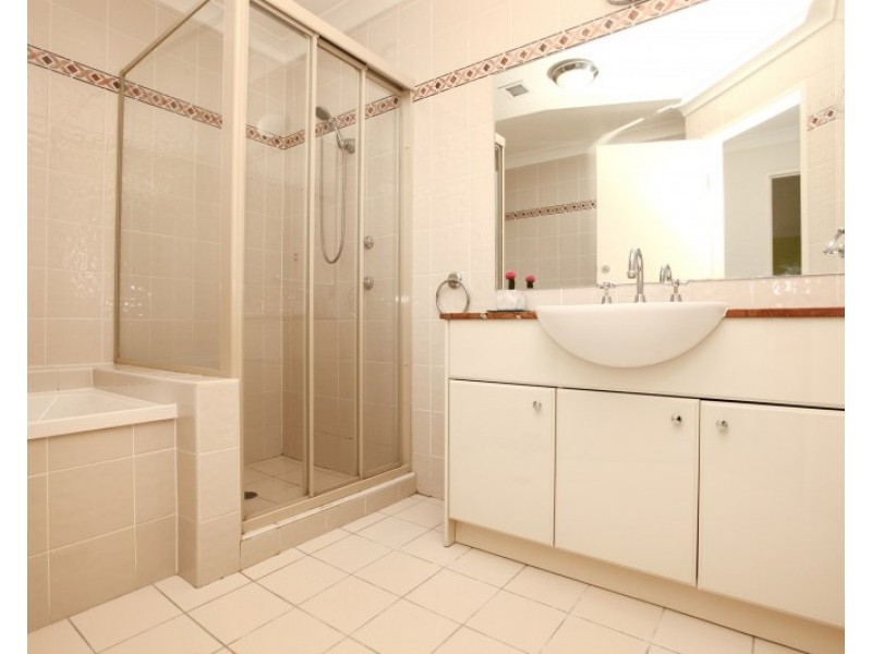 13/3 Bradley Place, Liberty Grove NSW 2138