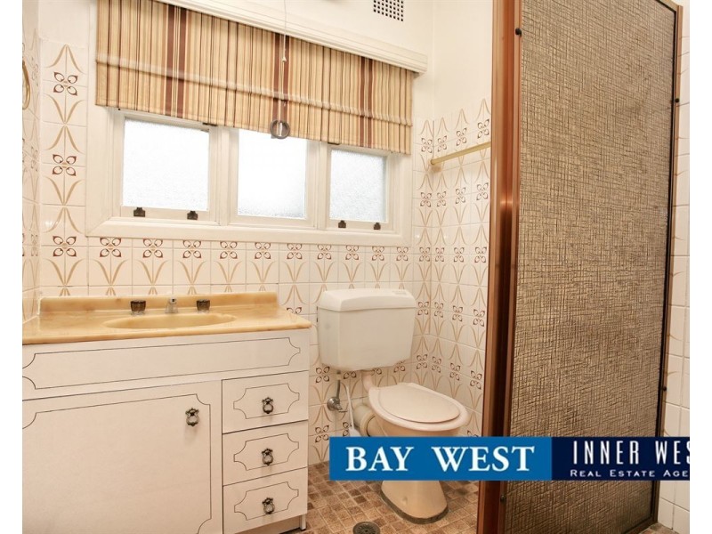 16 Brussels Street, North Strathfield NSW 2137