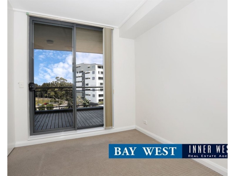 39/27 Bennelong Parkway, Wentworth Point NSW 2127