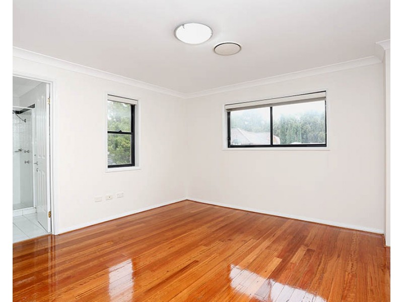 29 Charlton Drive, Liberty Grove NSW 2138