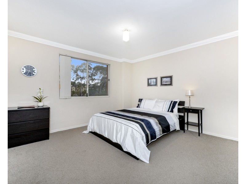 103/8 Wentworth Drive, Liberty Grove NSW 2138
