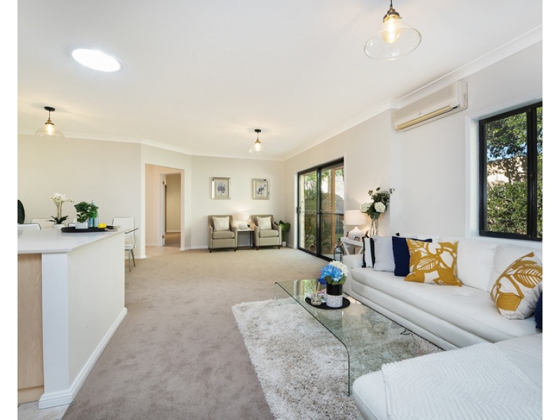 4 Hewin Close, Liberty Grove NSW 2138