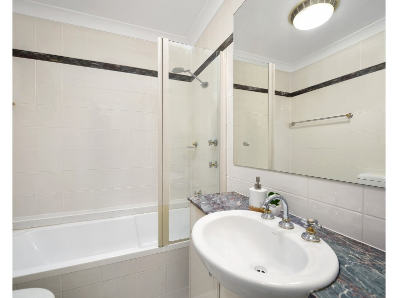 4 Conner Close, Liberty Grove NSW 2138