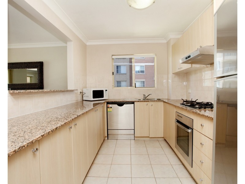 30/3 Bradley Place, Liberty Grove NSW 2138