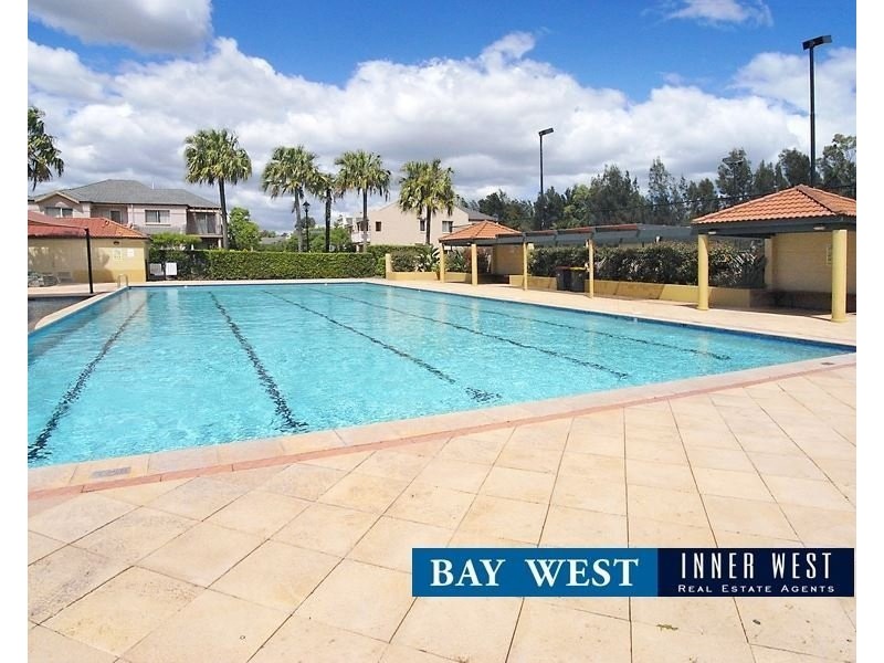 30/3 Bradley Place, Liberty Grove NSW 2138