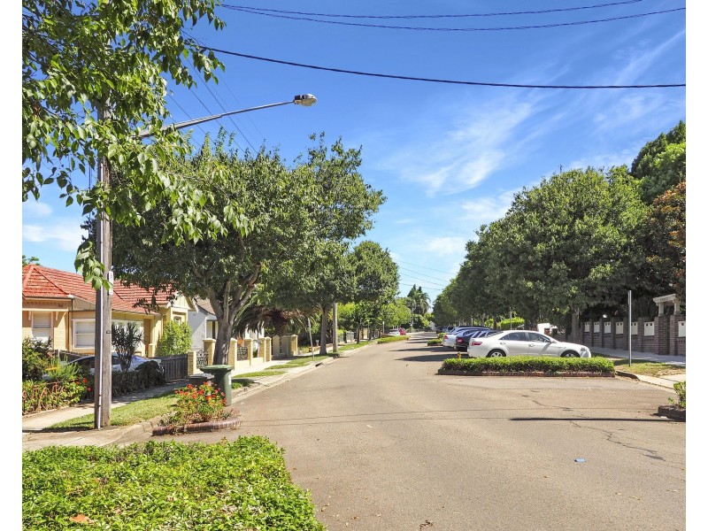 2/23 Philip Street, Strathfield NSW 2135