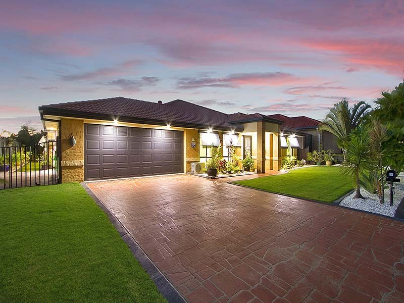41 Daintree Drive, Parkinson QLD 4115