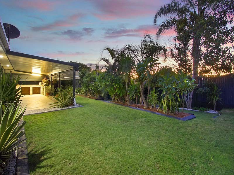 41 Daintree Drive, Parkinson QLD 4115