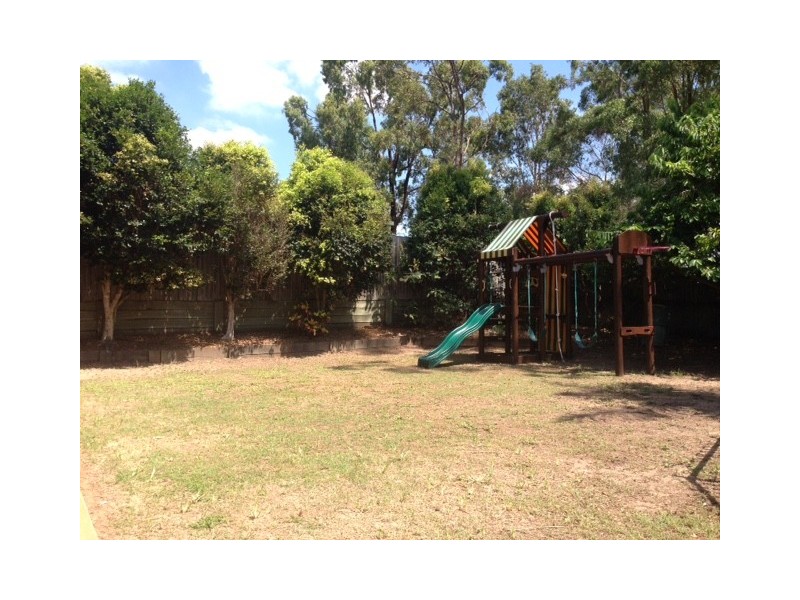 11 Nonda Place, Parkinson QLD 4115