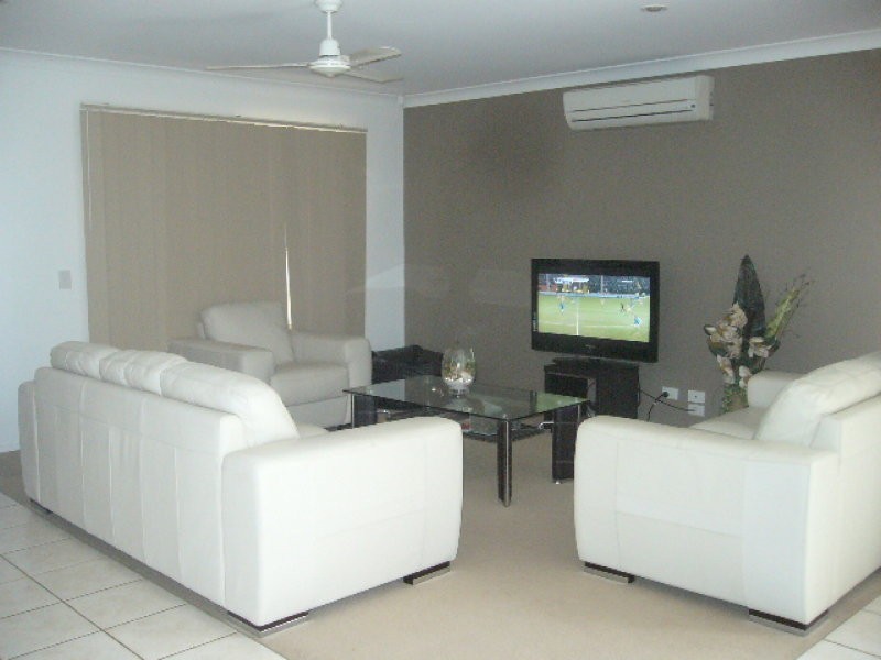 17 Mimosa Place, Parkinson QLD 4115