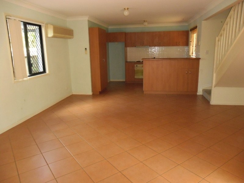 2/20 Park Lane, Yeerongpilly QLD 4105