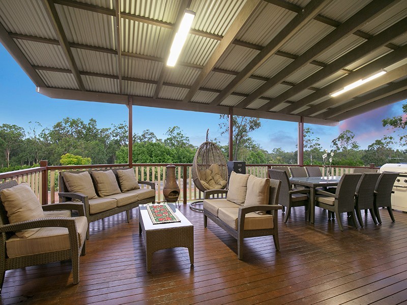 8 Firetail Court, Greenbank QLD 4124