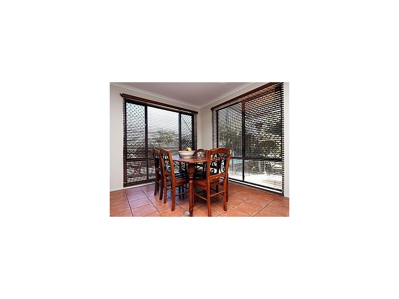 11 Michigan Crescent, Parkinson QLD 4115