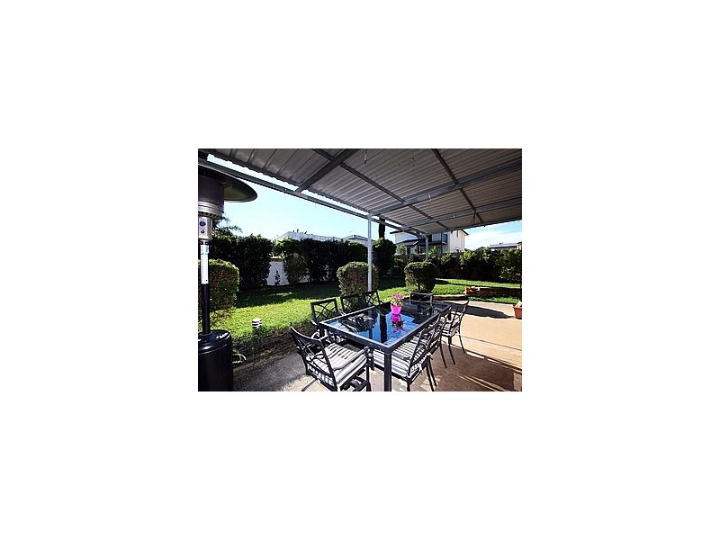 11 Michigan Crescent, Parkinson QLD 4115