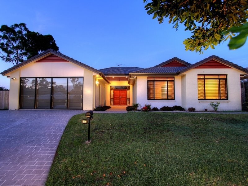 153 Wallum Drive, Parkinson QLD 4115