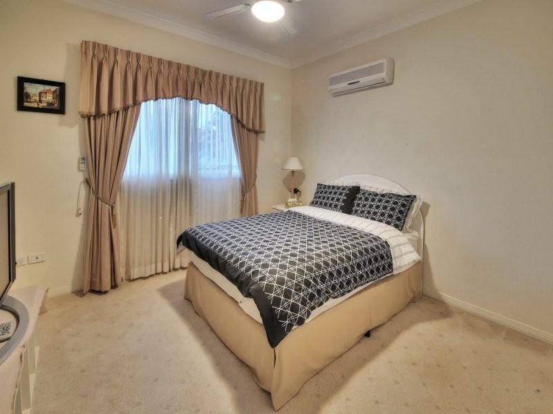 10 Grassland Place, Sunnybank Hills QLD 4109